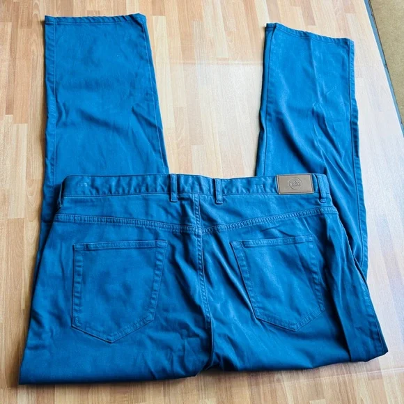 Peter Millar blue golf pants size 38 - Picture 2 of 14